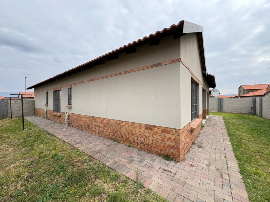 3 Bedroom Property for Sale in Waterkloof East North West
